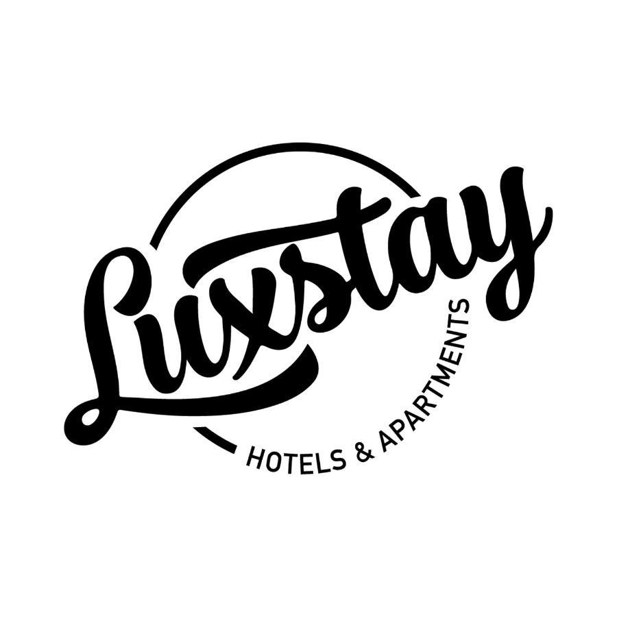 Luxstay Karben Buitenkant foto