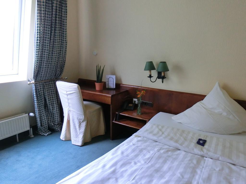Luxstay Karben Kamer foto
